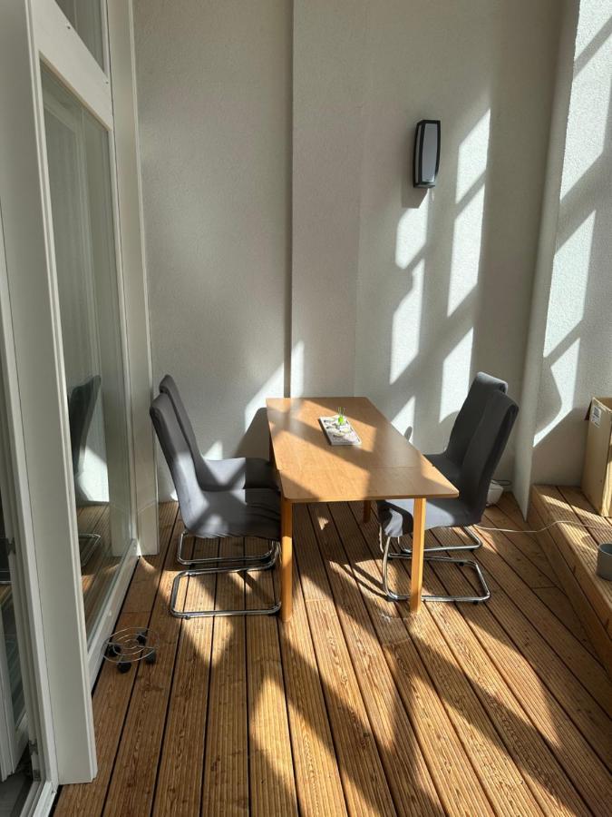 Relax-Wohnung Mit Balkon Ueber Die Weisse Elster Leipzig Exterior foto